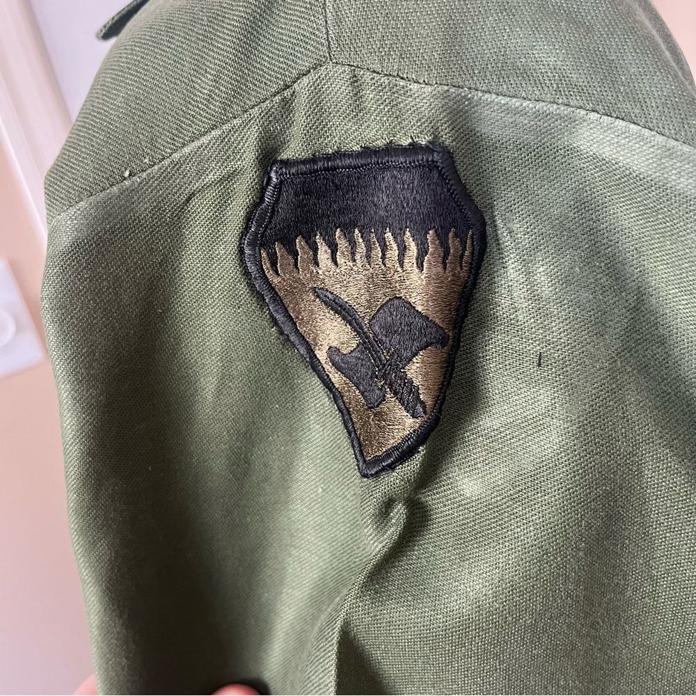 Vietnam-era vintage US Army cotton sateen utility shirt - Picture 2 of 7